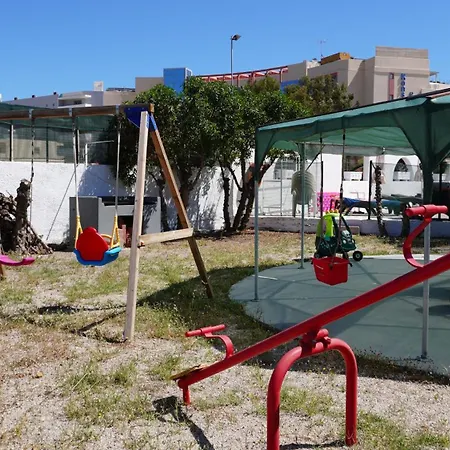 Blue Bay Отель 2*