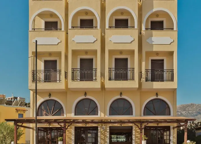 Blue Bay ホテル カルパトス